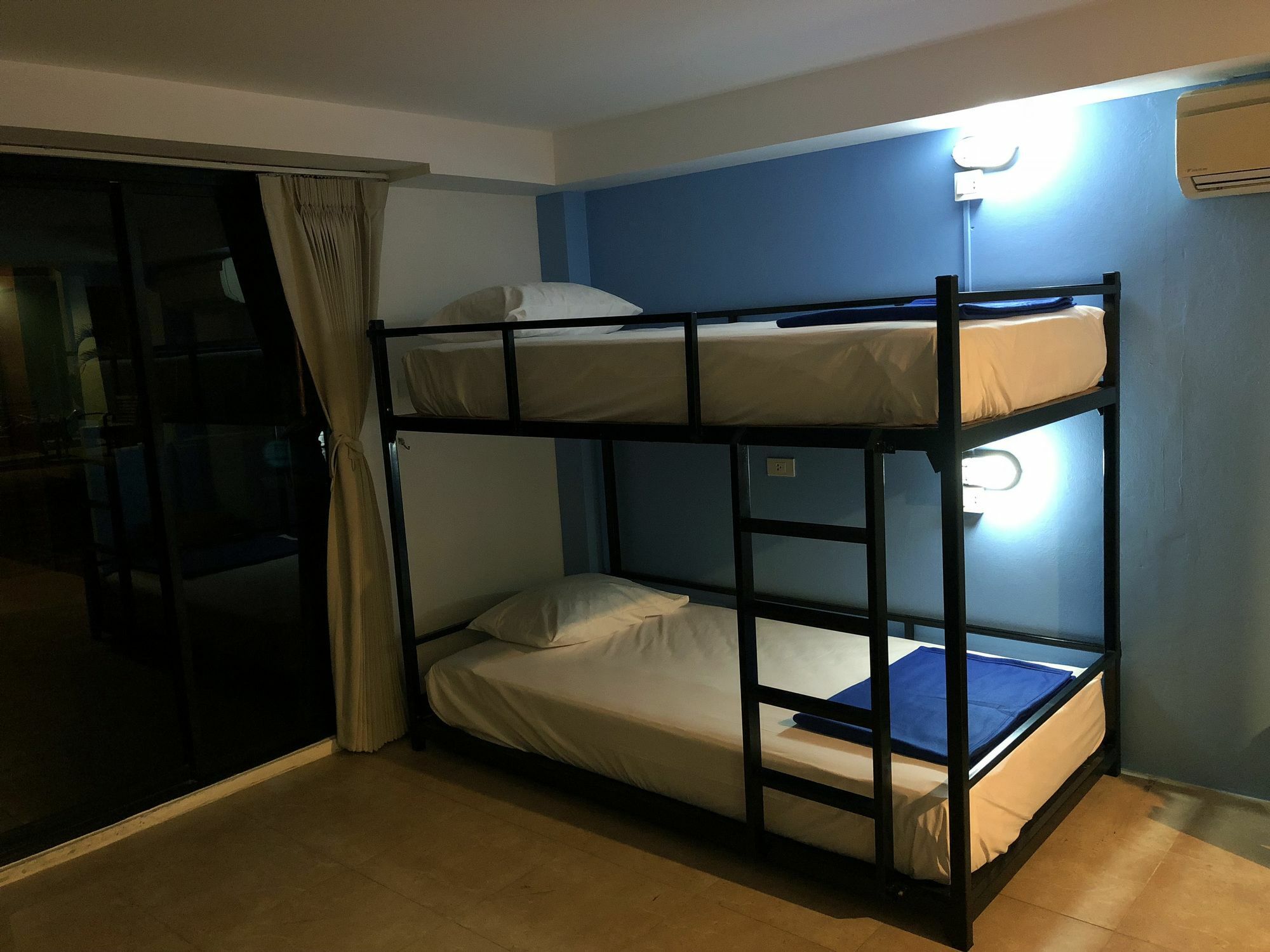 Bodega Phuket (adults Only) Auberge de jeunesse Patong